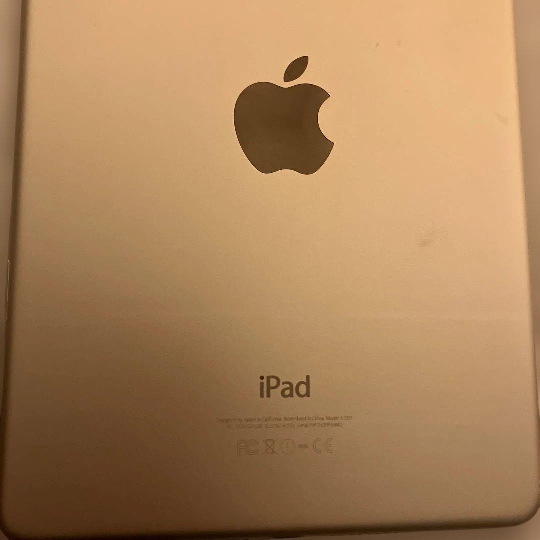 ipad mini 4 128GBゴールド MK782J/A 箱付き　付属品有