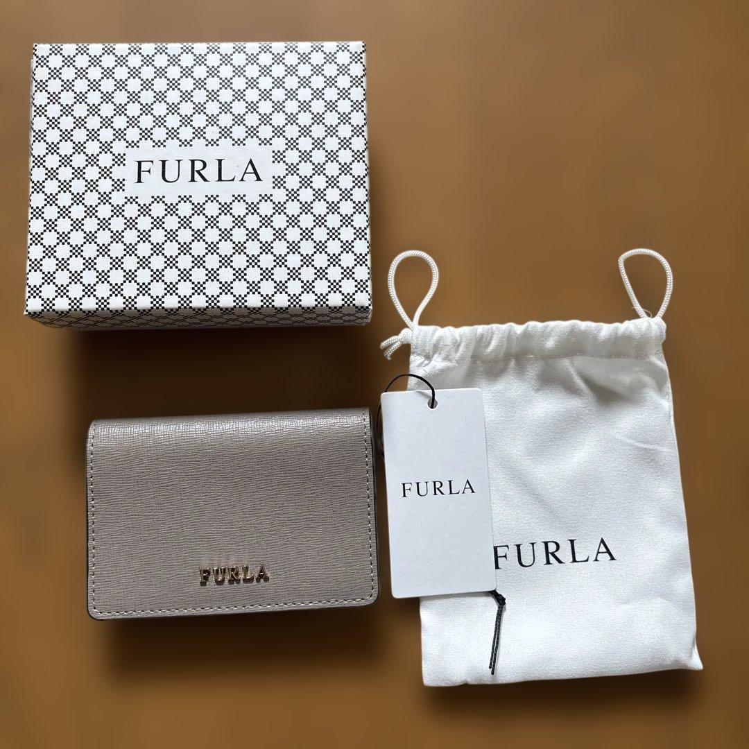 みみずく様　FURLA 名刺入れ グレージュ