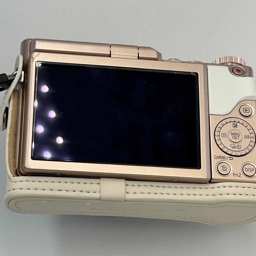 Panasonic LUMIX G DC-GF10W ミラーレスカメラ