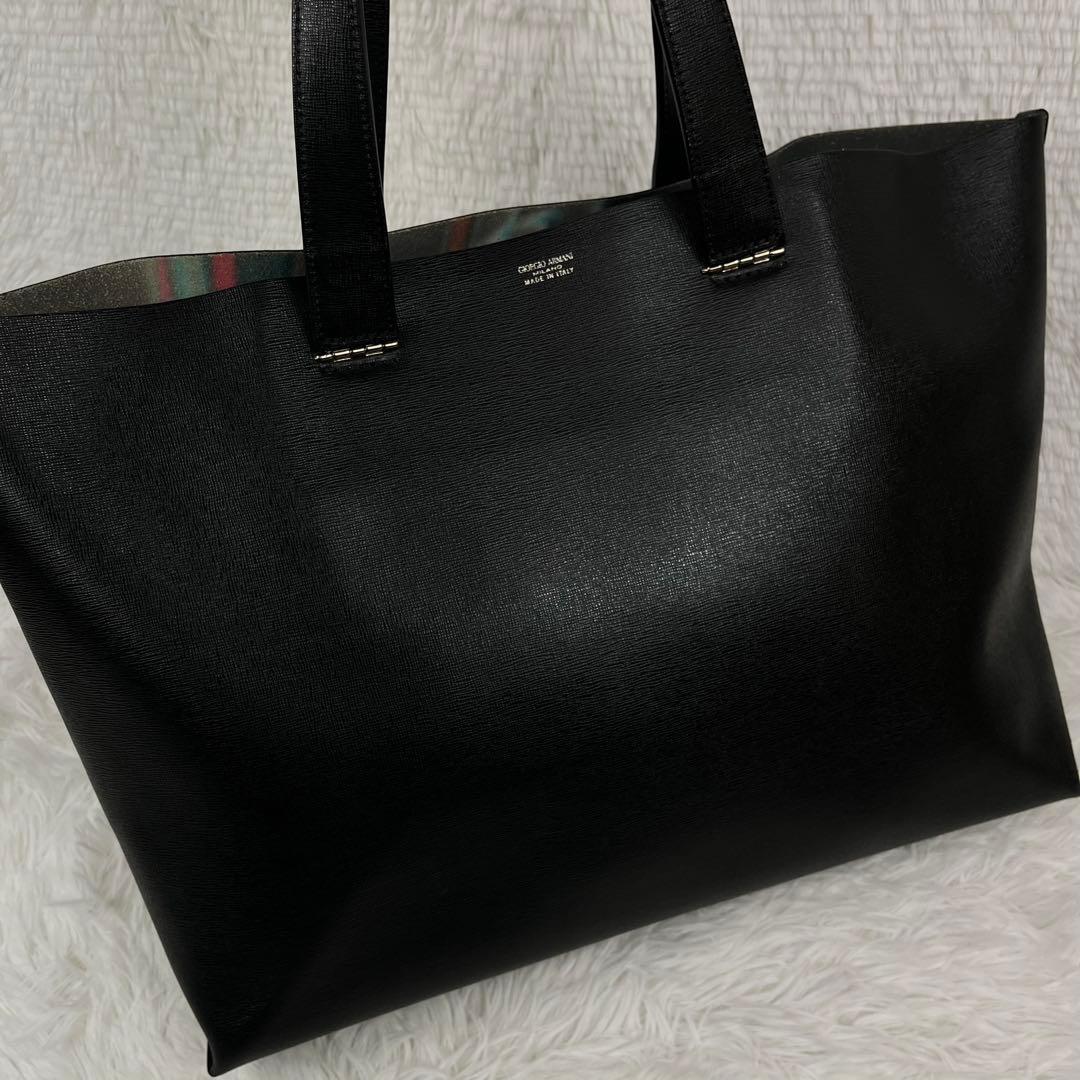 GIORGIO ARMANI レザー　トートバッグ　ブラック　A4収納