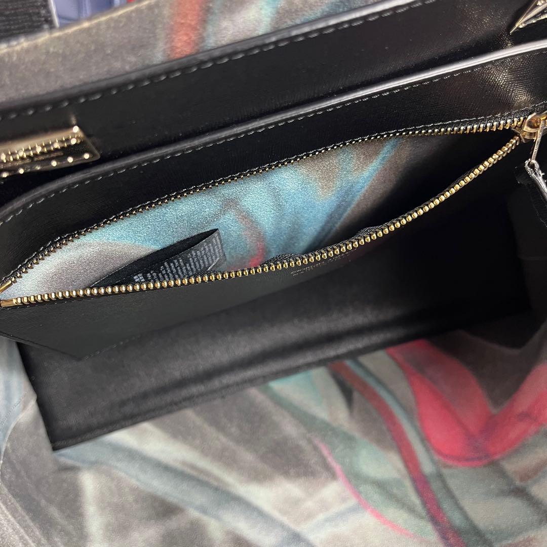 GIORGIO ARMANI レザー　トートバッグ　ブラック　A4収納