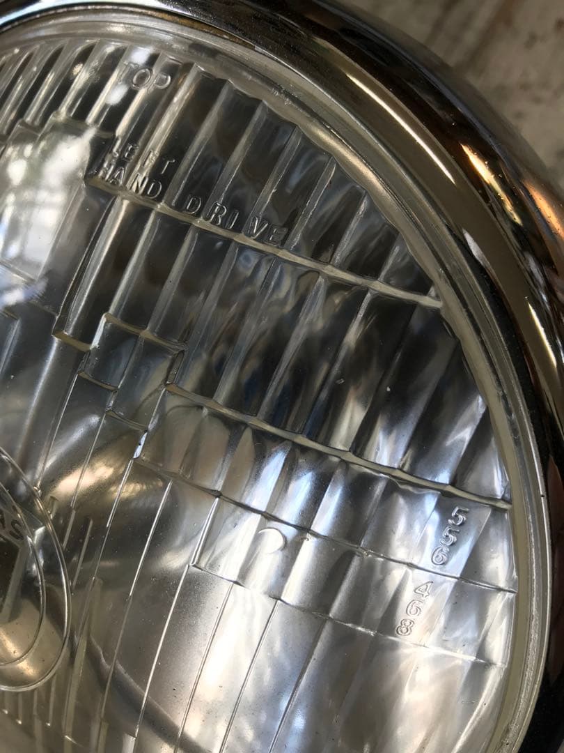 ルーカス ヘッドライト スリーポイント SR400 500 LUCAS