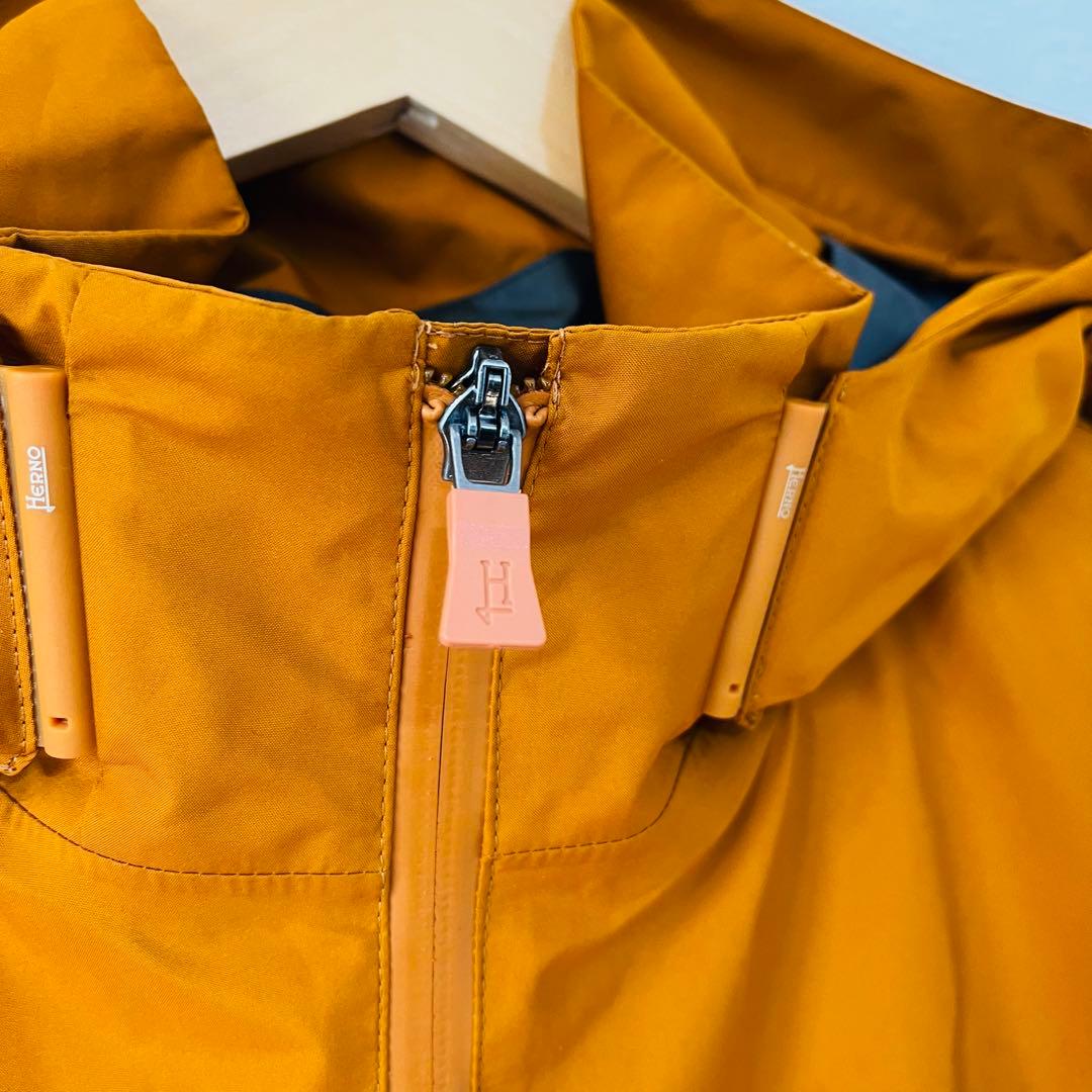 【新品未使用】Herno マウンテンパーカー　サイズ46 GORE-TEX