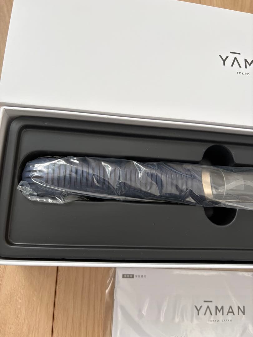 【新品未使用】YAMAN スムースアイロンフォトイオン　ネイビー