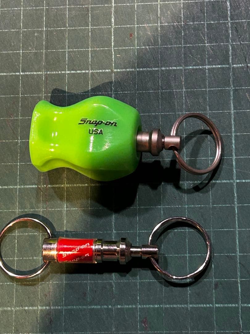 Snap-on キーホルダーセット 緑 赤