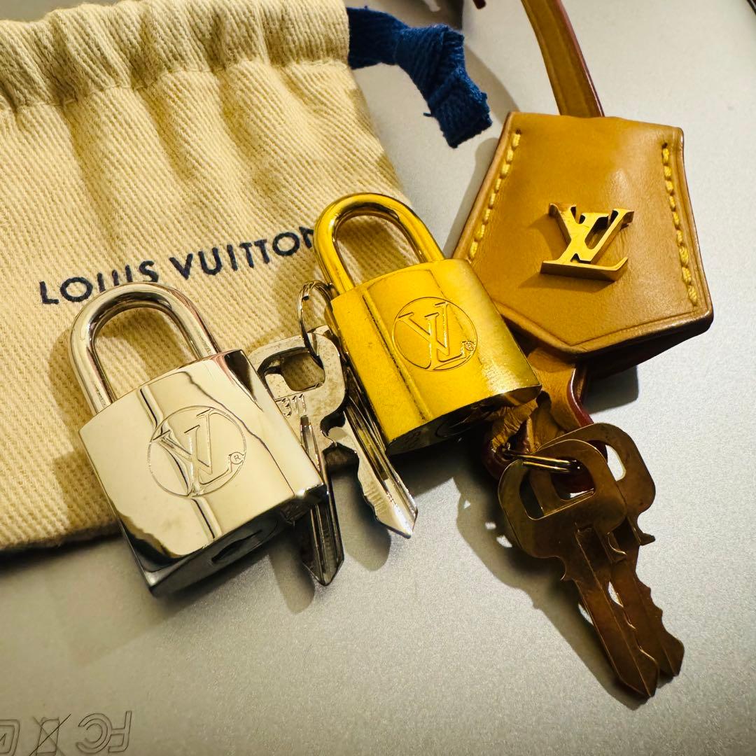 【希少】ルイヴィトン　カデナ　鍵　2点　セット クロシェット