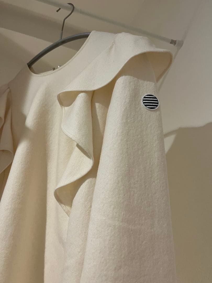 【ボーダーズアットバルコニー】ホワイトトップス