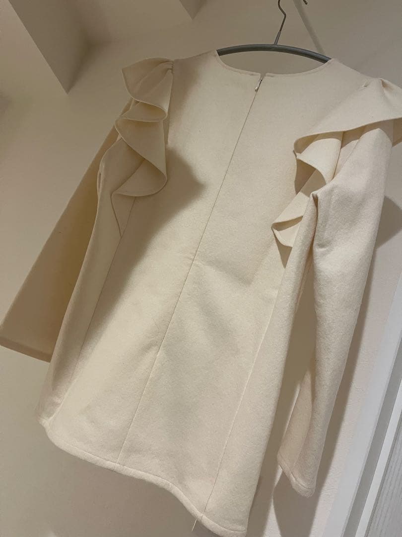 【ボーダーズアットバルコニー】ホワイトトップス