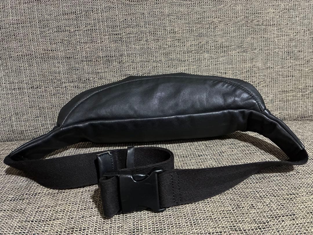 agnès b. レザーウエストポーチ PeterPAH02Z－08