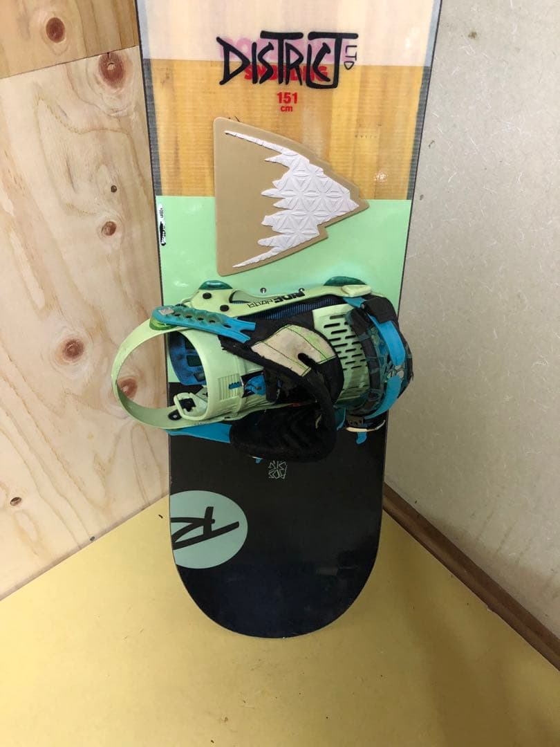 最終値引きロシニョールスノーボードビンディングセット