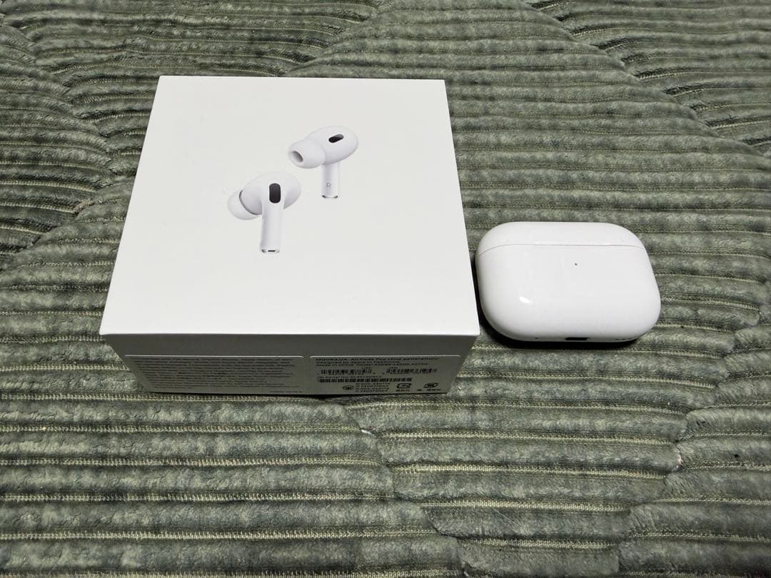 AirPods Pro 2 美品　Lightning MagSafe充電