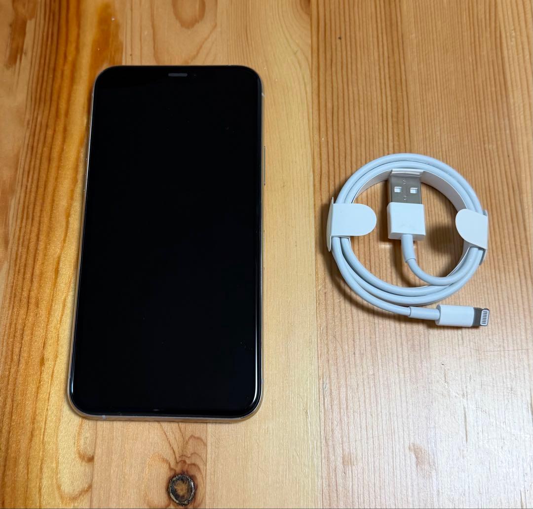 Apple iPhone 11 Pro 256GB SIMフリー ケーブル付