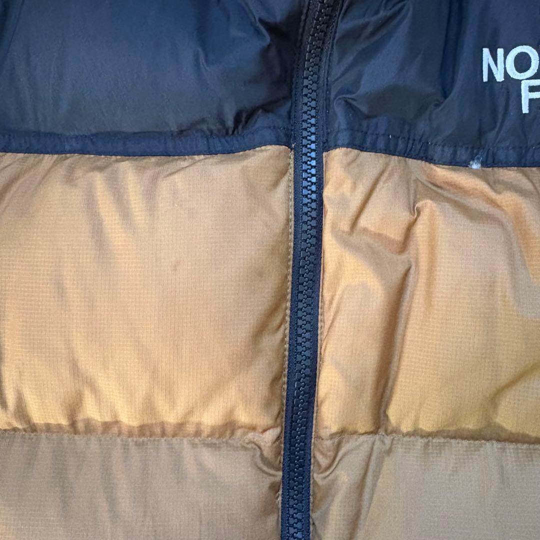 The North Face ヌプシジャケット　キャメル色
