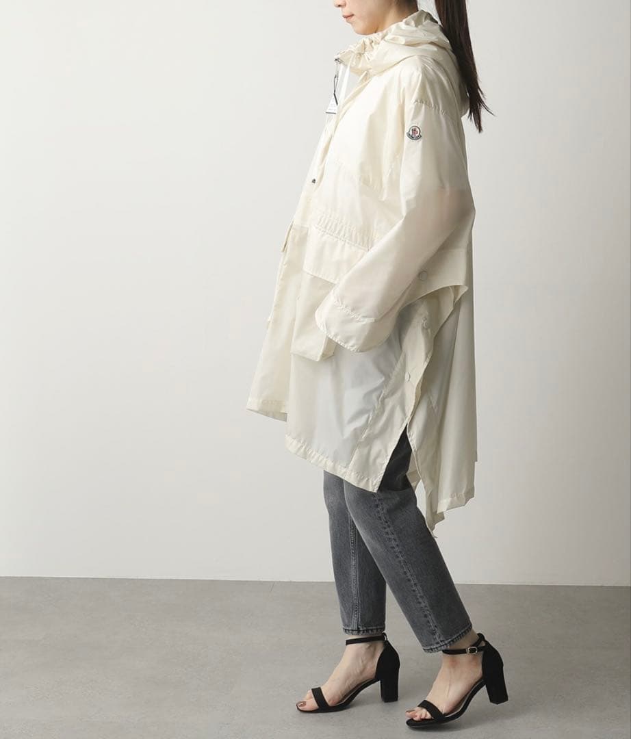 【新品・未使用品】MONCLER モンクレールPRINTSEPSポンチョコート