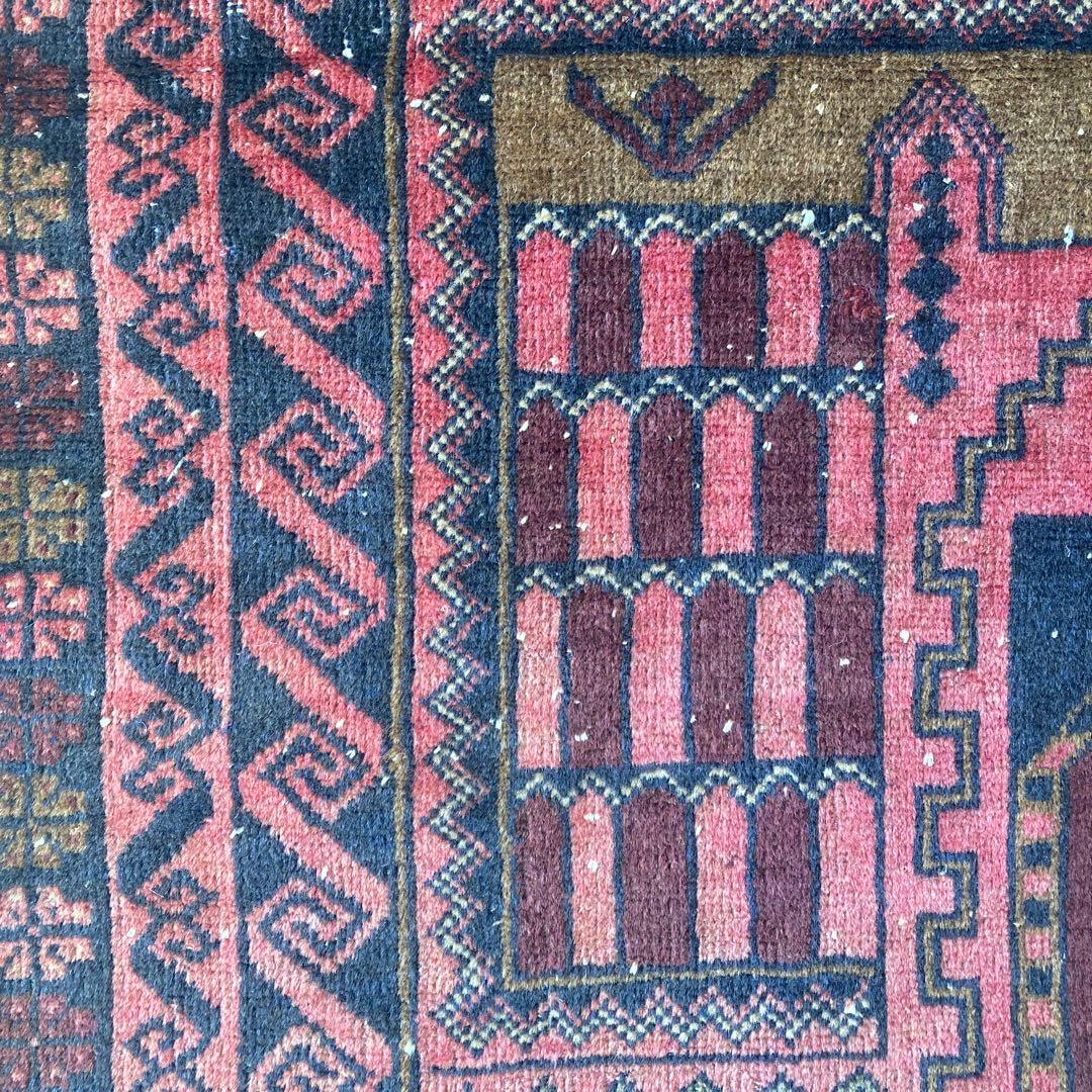 ヴィンテージラグ　トライバルラグ　バルーチ