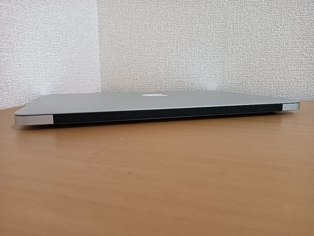 MacBok Air 2015 13型 充放電106回 ＋ DVDドライブ付