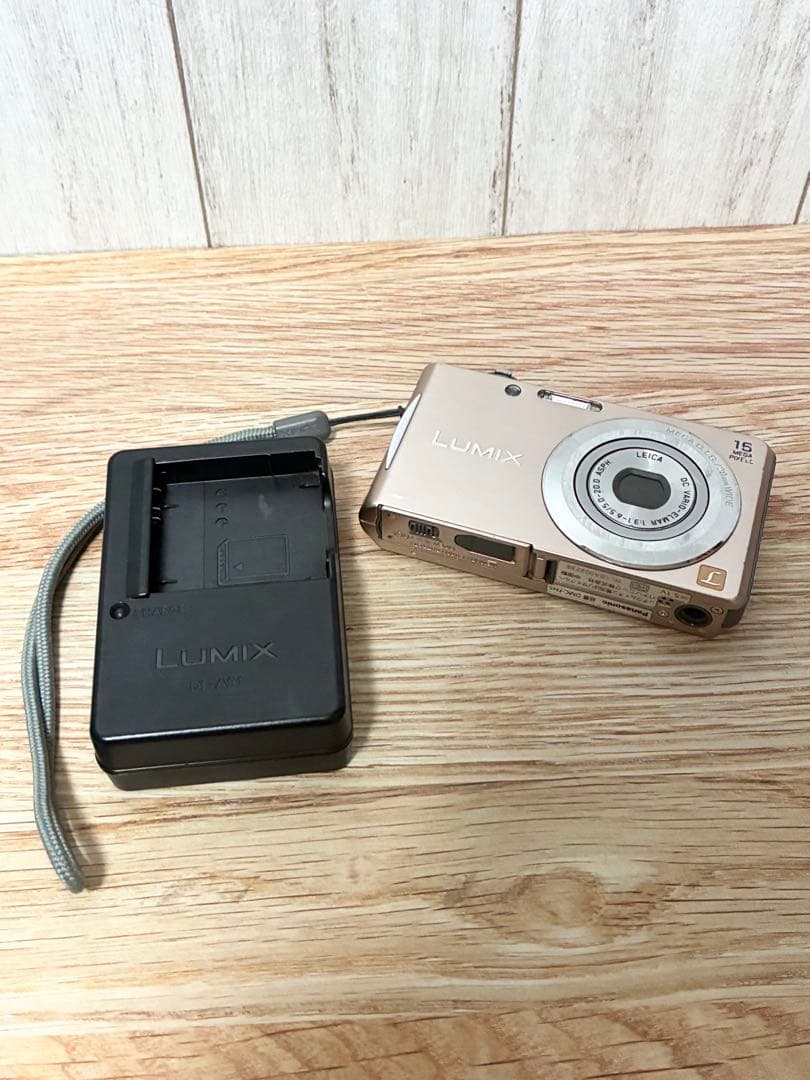 【ちゅん様】パナソニック DMC-FH5 シルバー コンパクトデジタルカメラ