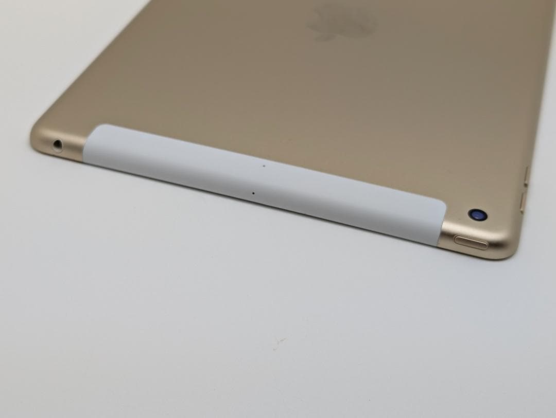 は*る様 Pad（第5世代）Wi-Fi + Cellular：A1823