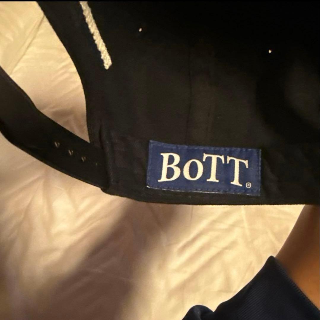 BoTT. DIVINITIES × worldwide ブラックキャップ