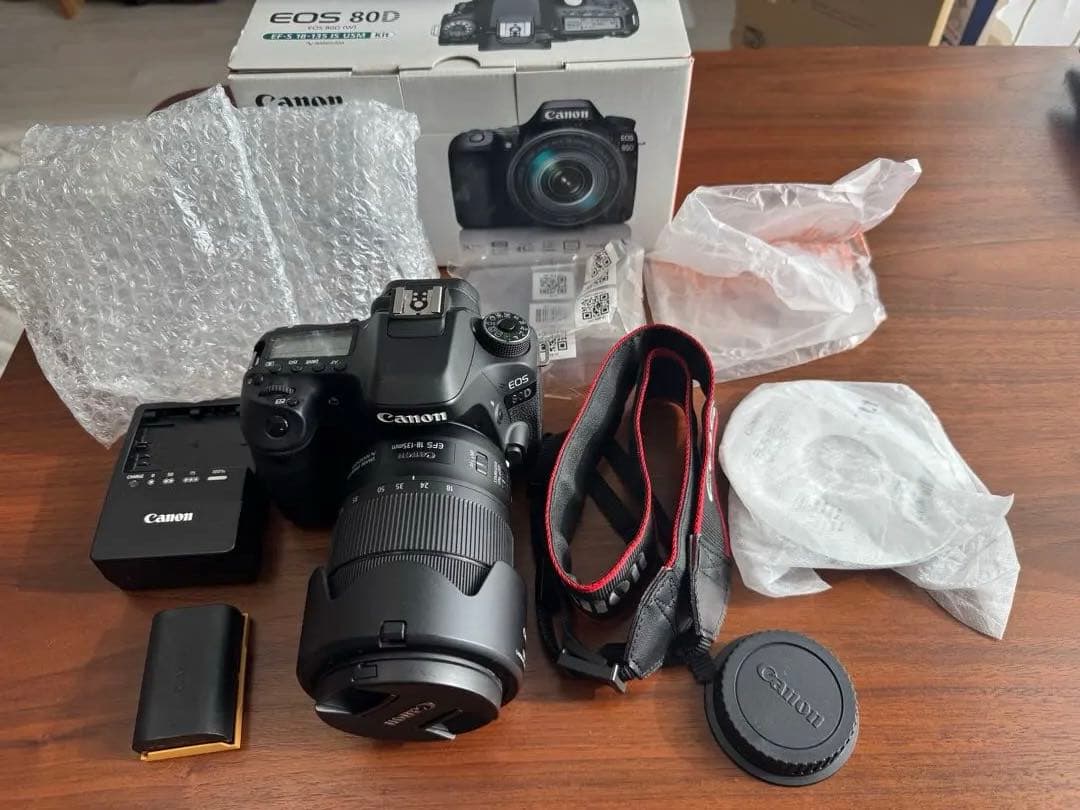 Canon EOS 80D 18-135mm レンズセット 中古品