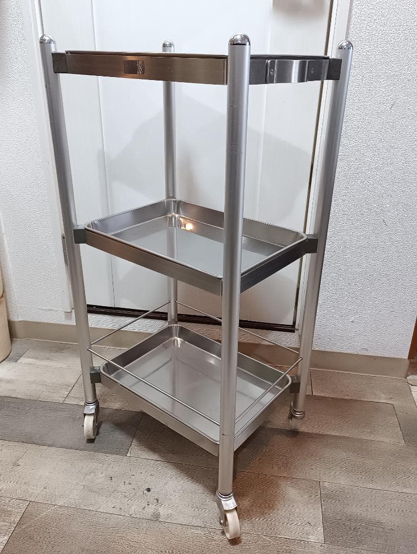 タカラベルモントステンレス 3段ワゴン