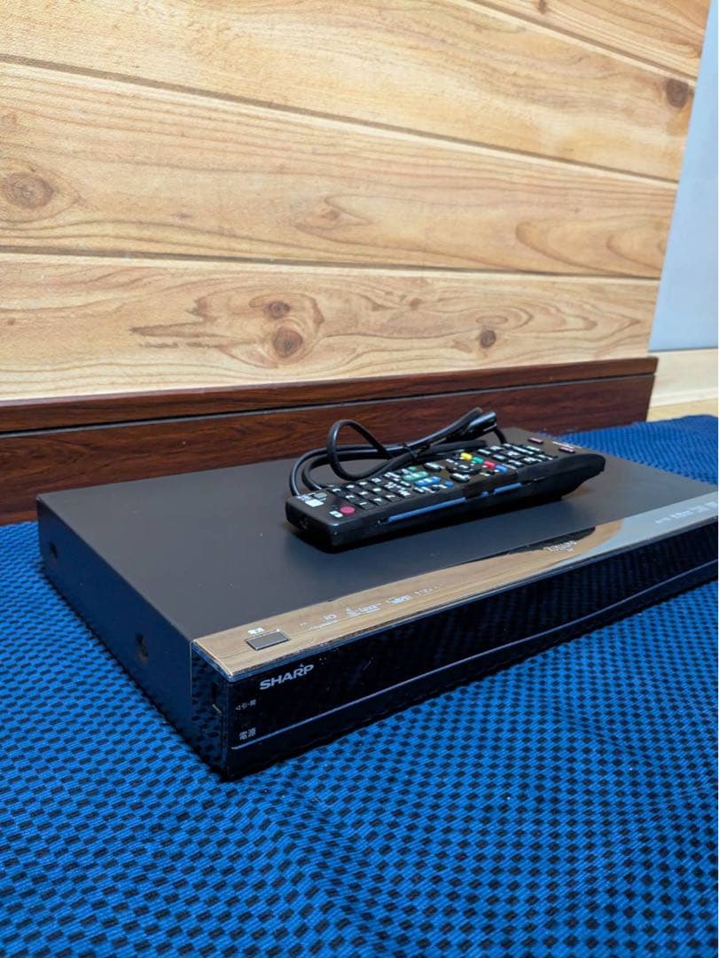 SHARP ブルーレイレコーダー リモコン付き