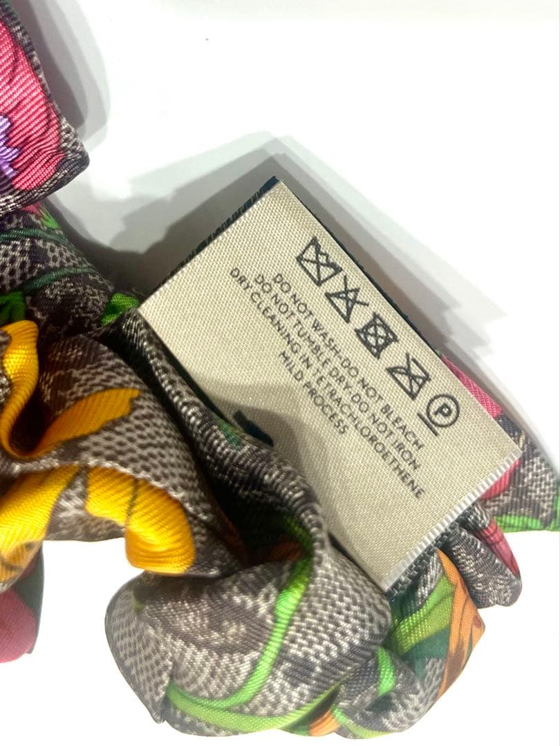 極美品☆グッチ GG柄シュシュ　ヘアゴム　ヘアアクセサリー リボン 花柄