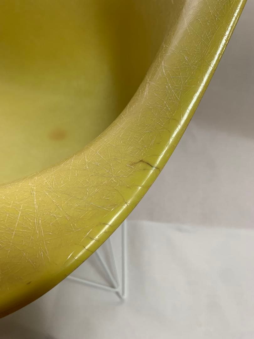 イームズ Eames アームシェル　ハーマンミラー　レモンイエロー