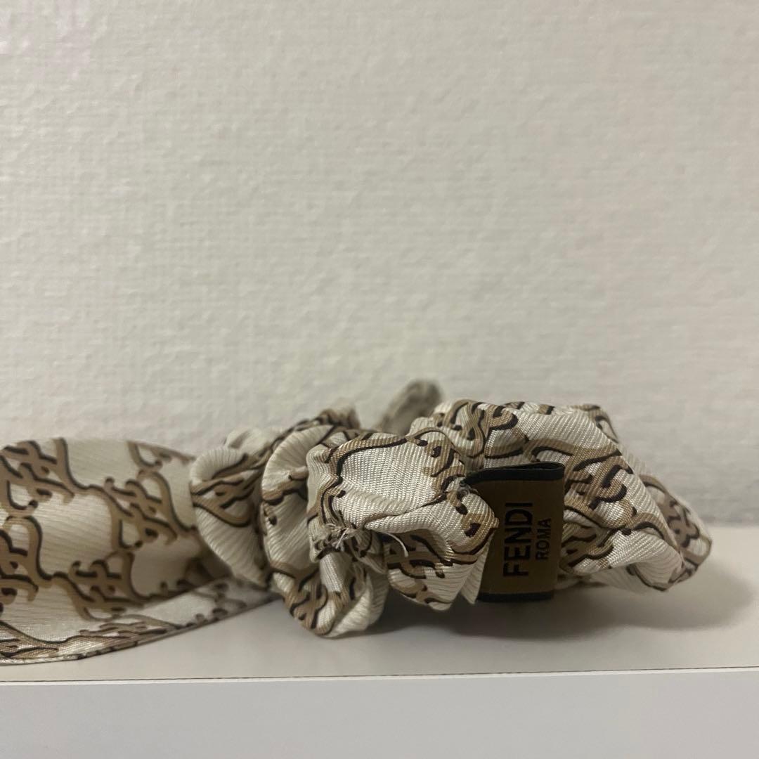 フェンディ バニーシュシュ　新品未使用