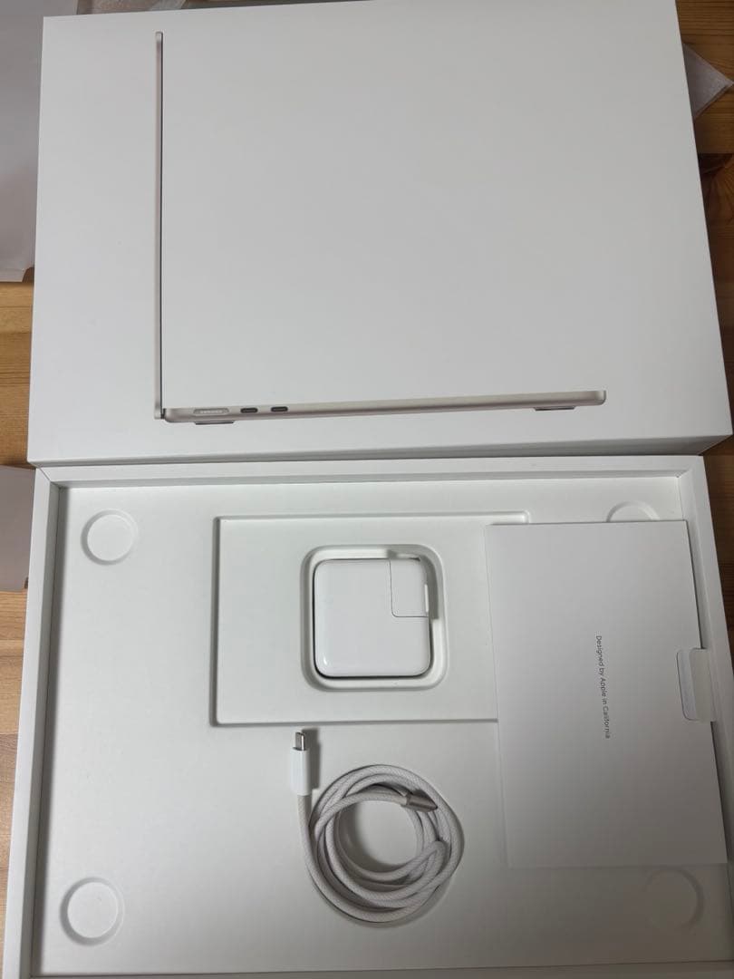 【美品】MacBook Air M2 13インチ 16GB バッテリー100％
