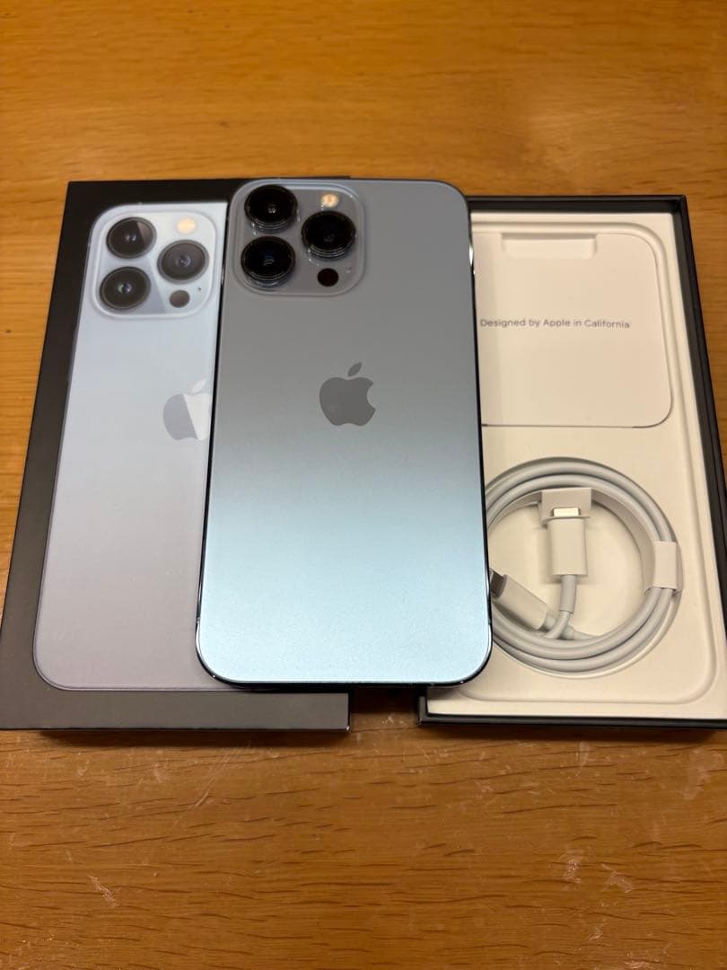 iPhone 13 Pro 【256GB、SIMフリー、電池残量89%】