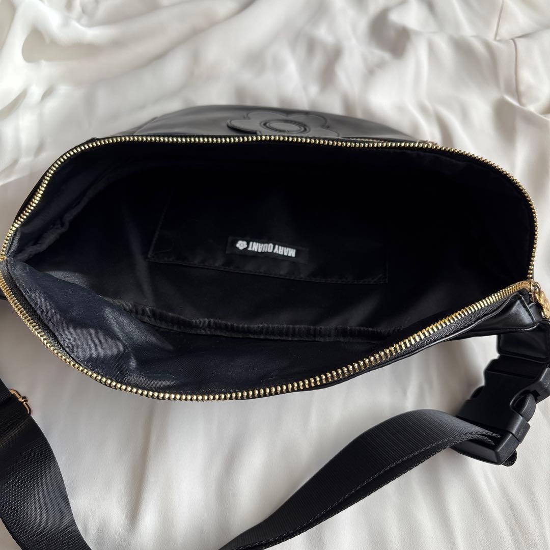 マリークワント　ボディーバッグ