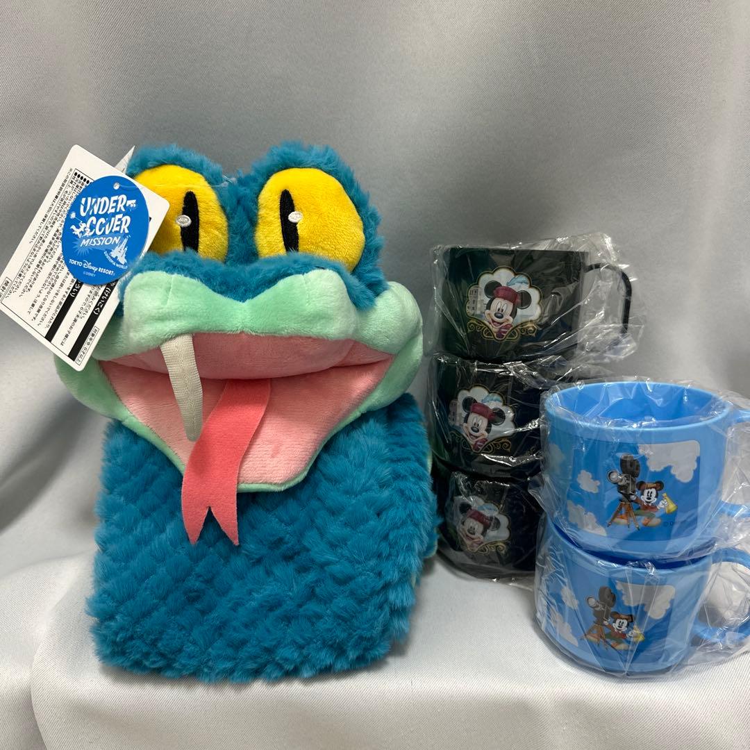 ゲイリー　マフラー　ディズニーホテルコップ付き