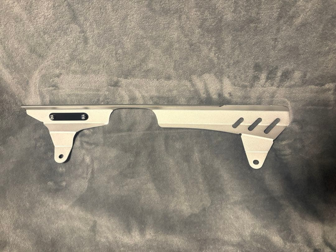 お*ん様 Revolution ダックス125 チェーンカバー フロントフォーク