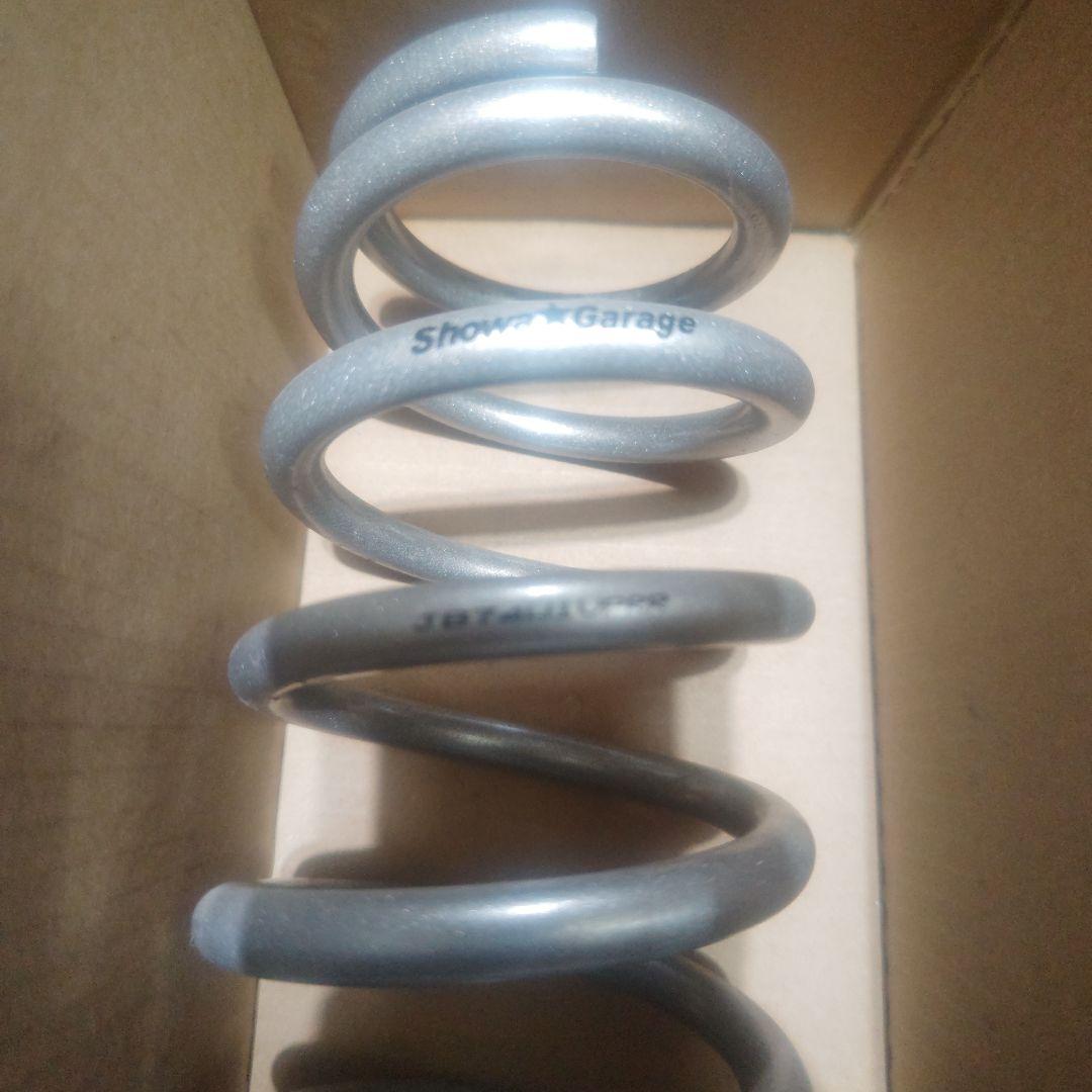 ショウワガレージ　1インチアップコイルスプリング　ジムニーシエラJB74