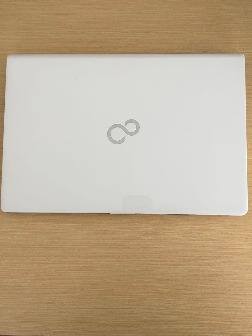 FUJITSU ノートパソコン