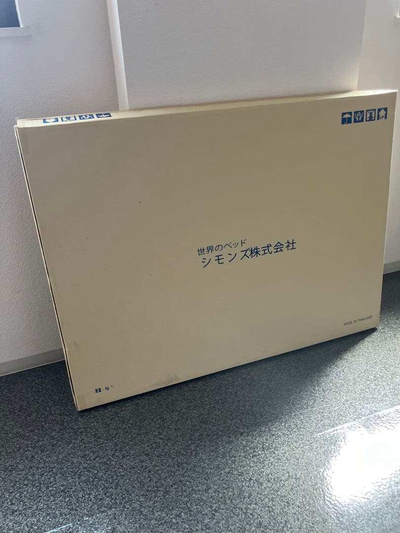 新品未使用　シモンズ セミダブル ヘッドボード