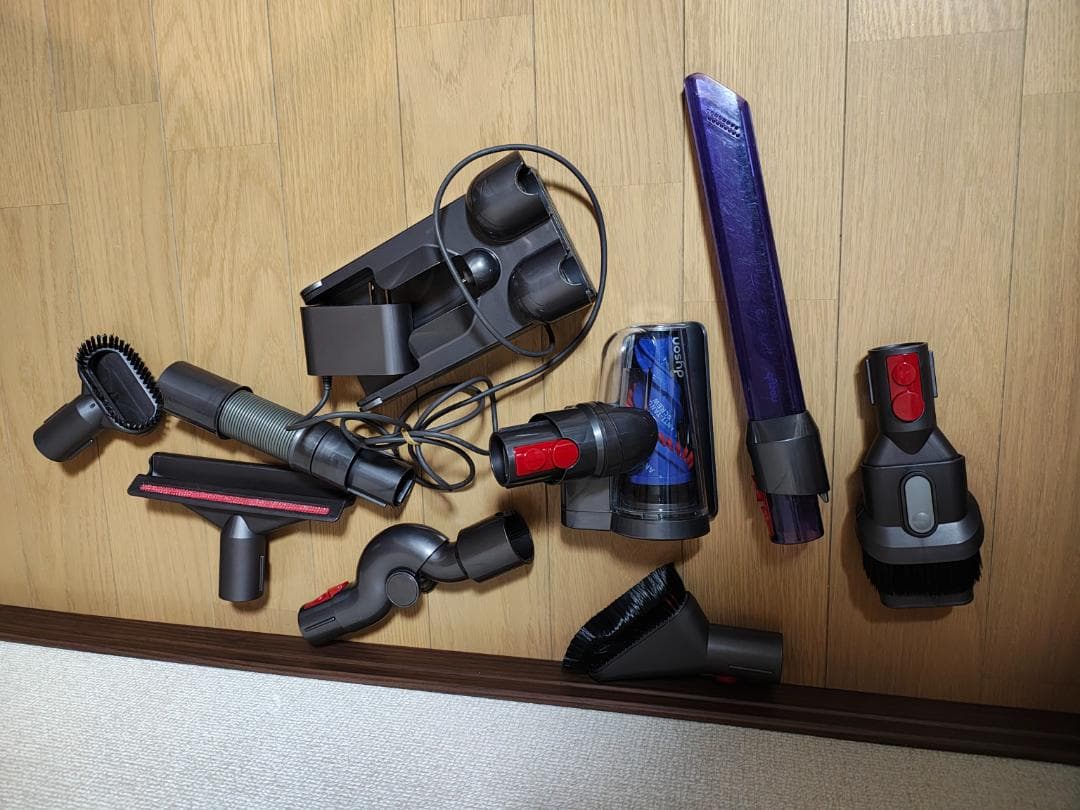 ダイソン★digital slim★SV18★バッテリー新品と同等★3