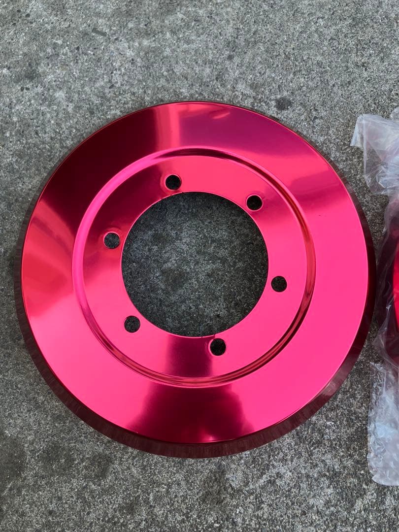 Rim(リム) アルミドラム゛カバー【レッド】【リア用】【200系ハイエース】