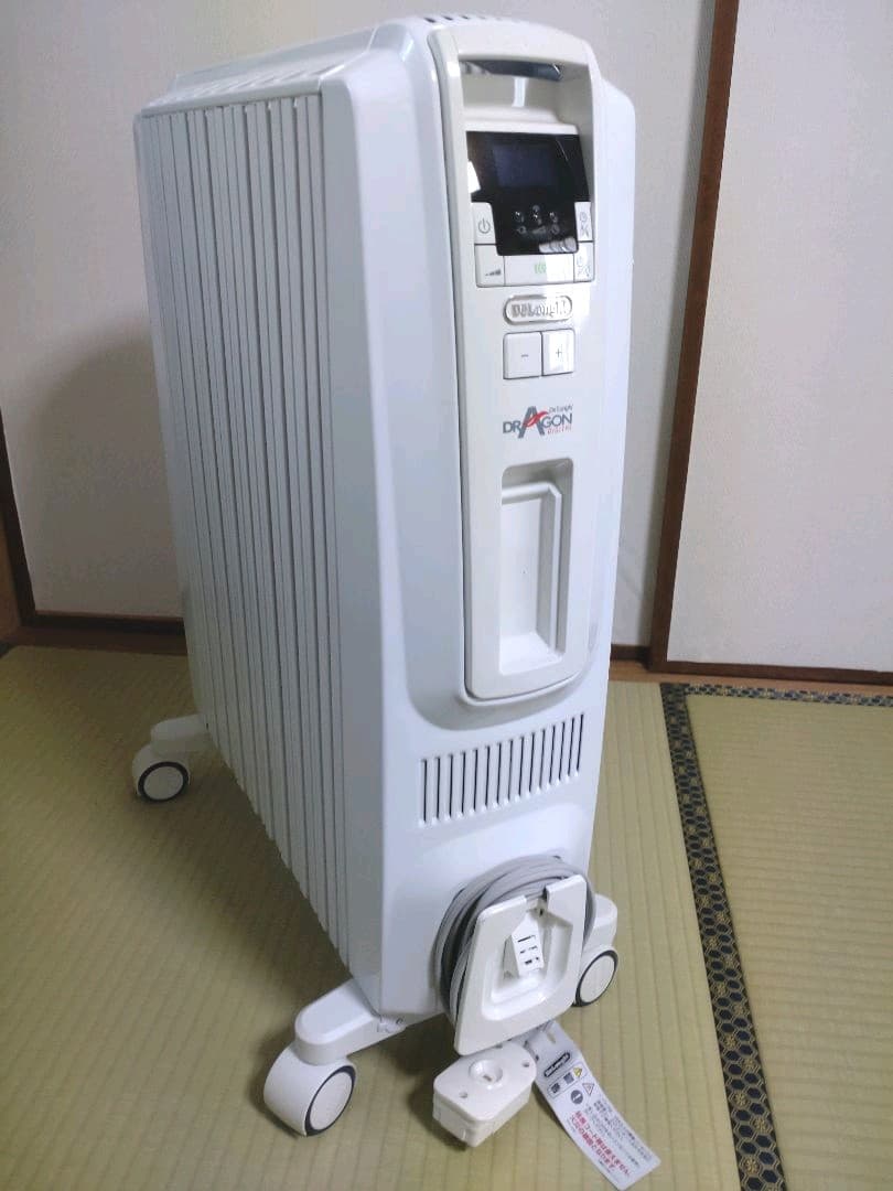 デロンギ　TDD0915W ドラゴンデジタル　オイルヒーター