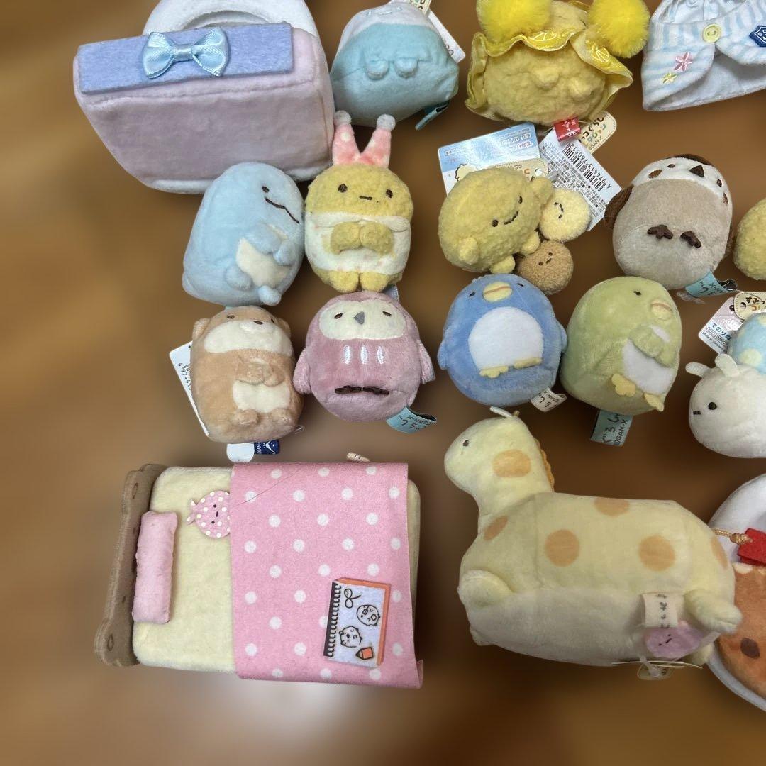 すみっこぐらしまとめ売り　ぬいぐるみ・マスコットセット 約40個