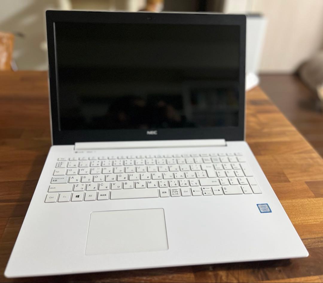 LAVIE ノートPC 15.6インチ NEC ホワイト　ACアダプター付き