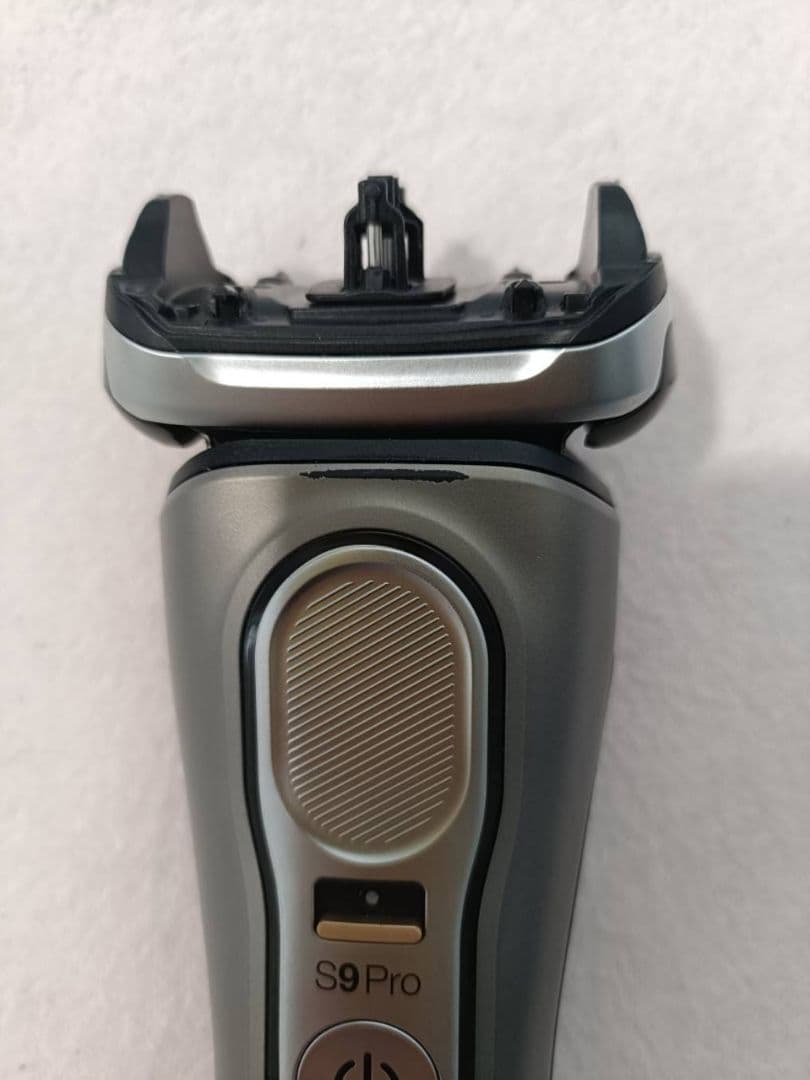 ブラウン最高峰Series9 S9Pro 9455cc刃無し本体 新品未使用❣️