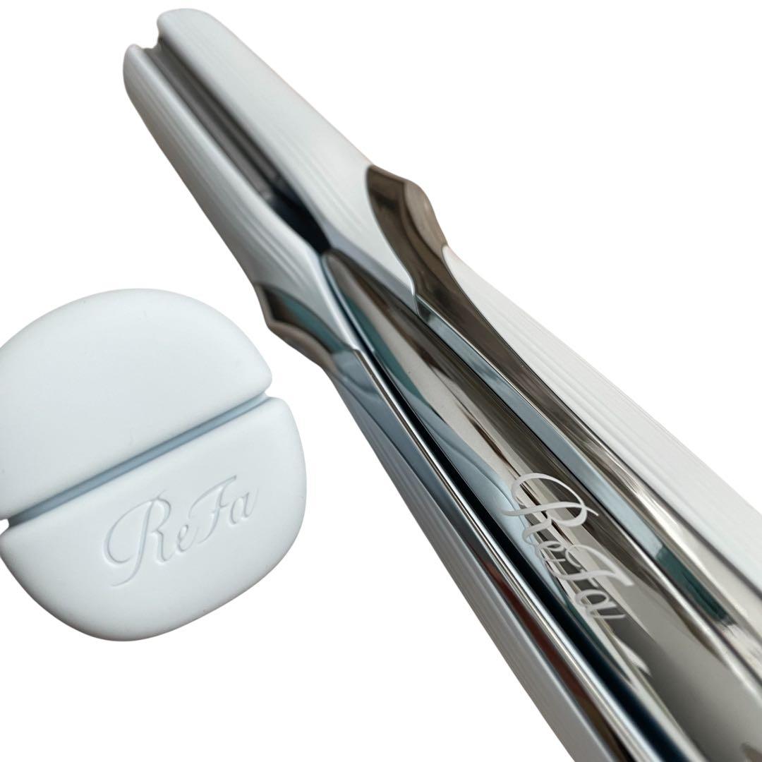 ✨未使用品級に綺麗✨ Refa ビューテック ストレート プロ RE-AT02A