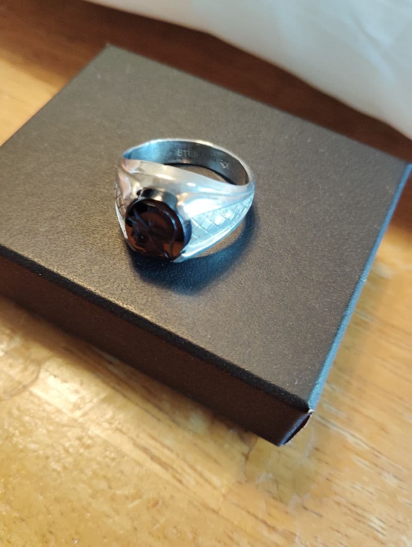 ヴィンテ-ジロ-マソルジャーシグネットシルバーリングダークブラウンガーネット