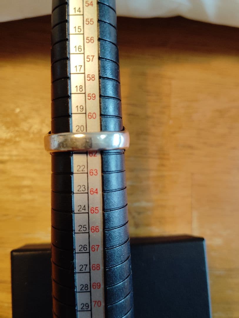 ヴィンテ-ジロ-マソルジャーシグネットシルバーリングダークブラウンガーネット