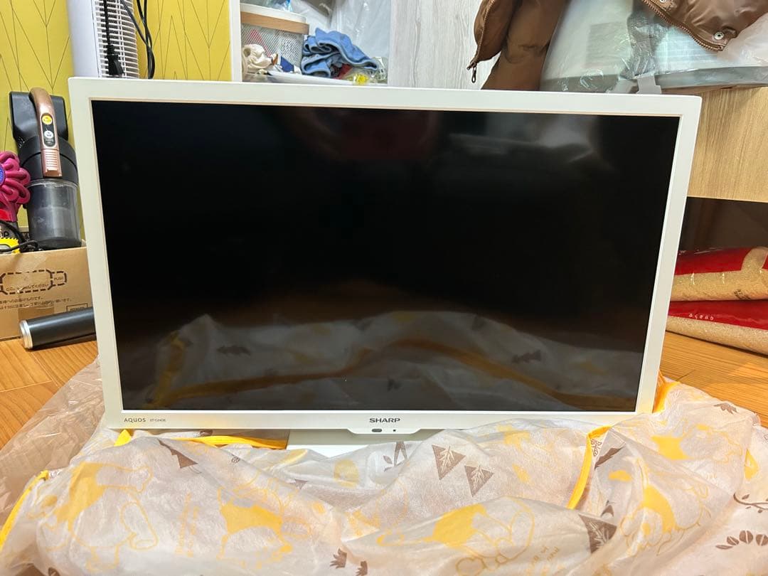 シャープ　AQUOS 24インチテレビ　2T-C24DE