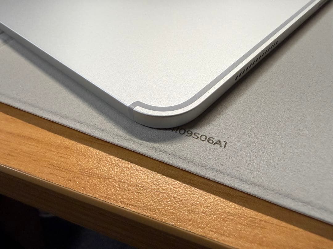 iPad Pro M4 256GB wifiモデル カバー付属しません