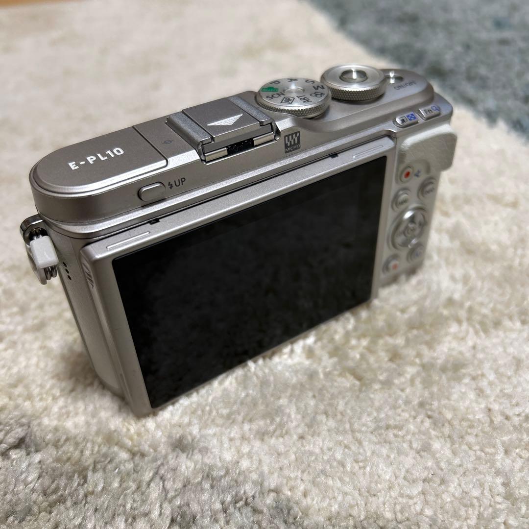 OLYMPUS PEN E-PL10 ホワイト