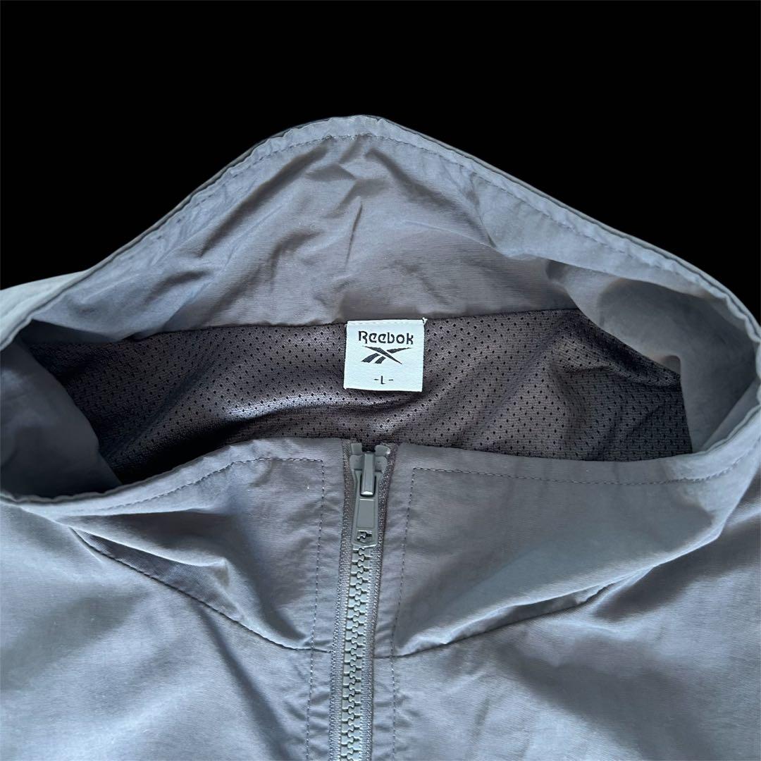 リーボックナイロン　セットアップ　グレーＬサイズ